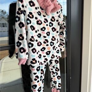 Leopard Print Kids Pajamas - Pink and Black